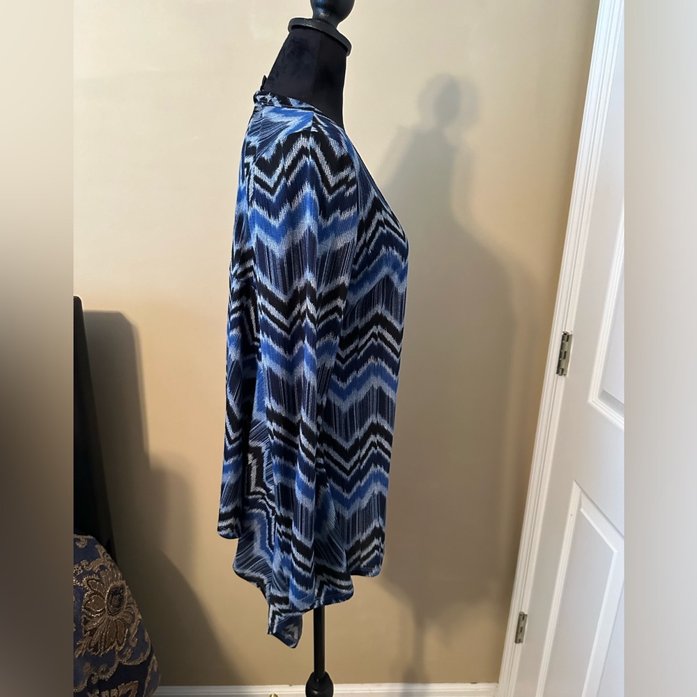 Geometric tunic - Picture 5 of 5